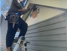 Best Siding Removal and Disposal  in New Windsor, MD